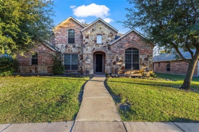 Lake Ray Hubbard Home For Sale in Rowlett Texas