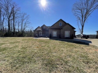 Looking for a home in Lake Cumberland - Lake Home For Sale in Nancy, Kentucky