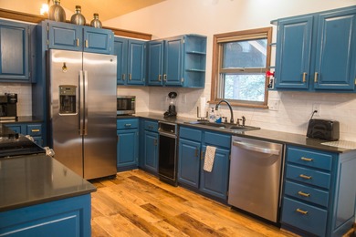 Beautiful getaway in Angel Fire only 1,7 mi from the ski basin & - photo 3