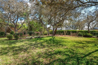 Welcome to an exceptional residence in the coveted Spring Pines - photo 12