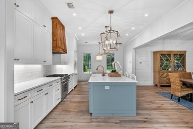 HOMES IN THIS EXCLUSIVE GATED NEIGHBORHOOD RARELY COME TO MARKET - photo 13