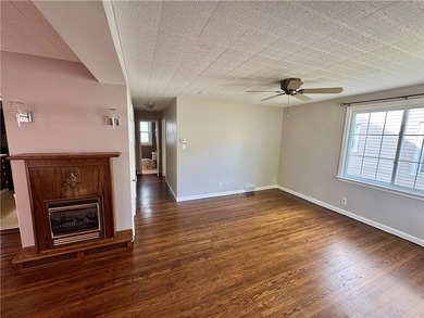 Welcome to 347 Stillwell Avenue, a charming Village of Kenmore - photo 15