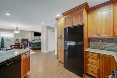 This is the kind of home that gives you options from the moment - photo 15