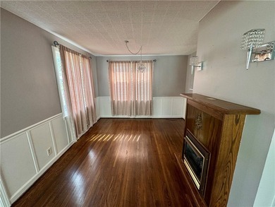 Welcome to 347 Stillwell Avenue, a charming Village of Kenmore - photo 17