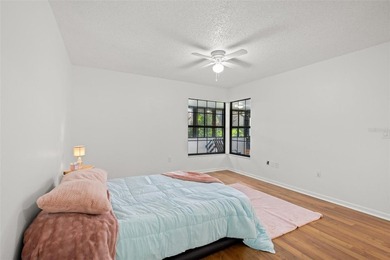 Location, Location, Location and pet friendly. Spacious and - photo 17