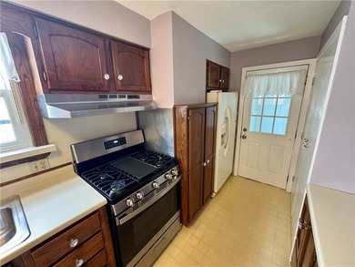 Welcome to 347 Stillwell Avenue, a charming Village of Kenmore - photo 24