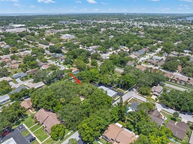 Location, Location, Location and pet friendly. Spacious and - photo 24