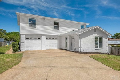 In the desirable Villa Venyce area, step into waterfront living - photo 2