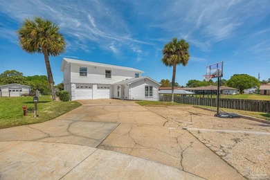 In the desirable Villa Venyce area, step into waterfront living - photo 5