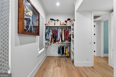 HOMES IN THIS EXCLUSIVE GATED NEIGHBORHOOD RARELY COME TO MARKET - photo 36