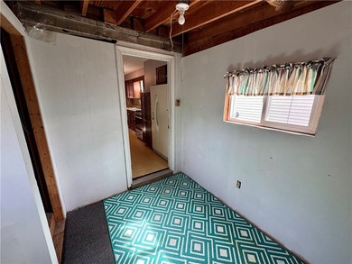 Welcome to 347 Stillwell Avenue, a charming Village of Kenmore - photo 38