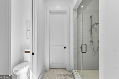 HOMES IN THIS EXCLUSIVE GATED NEIGHBORHOOD RARELY COME TO MARKET - photo 39