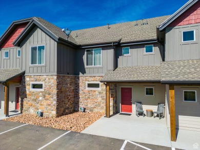 Lake Townhome/Townhouse For Sale in Garden City, Utah
