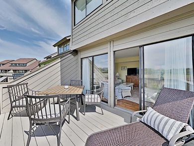 Heron Marsh Villa is a 3 bedroom, end unit villa at Litchfield - photo 21