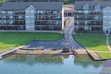 You're in luck just listed 3 bedroom 2 bath walk-in end unit is - photo 25