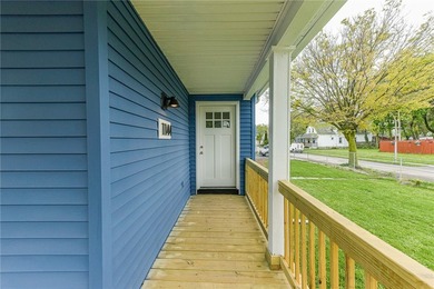 Welcome to 1144 North Street! Totally renovated, a rare six - photo 3