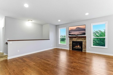 This beautifully maintained Prior Lake home features a spacious - photo 8