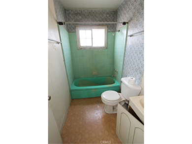 Probate Fixer Opportunity! This is a court-confirmation sale - photo 9