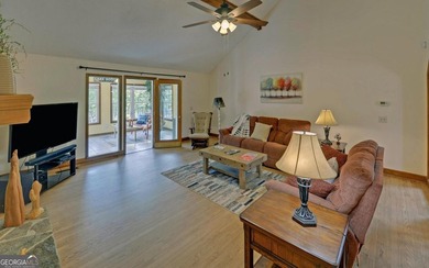 Cozy Ranch style home on Lake Hartwell, close to town, DEEP - photo 12