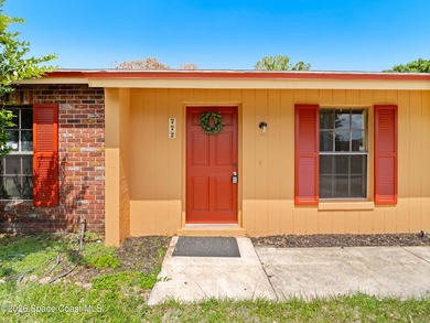 Welcome to this charming 3-bedroom, 2-bathroom home that - photo 4