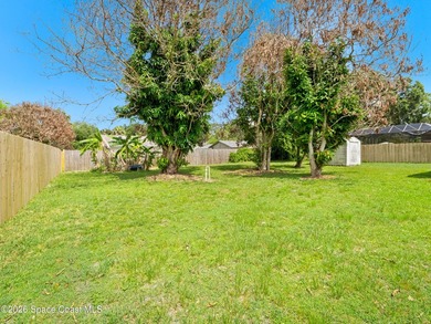 Welcome to this charming 3-bedroom, 2-bathroom home that - photo 7