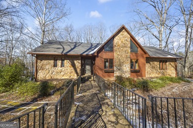 Lake Hartwell Classic Craftsmanship | Paynes Creek Perfection - photo 3