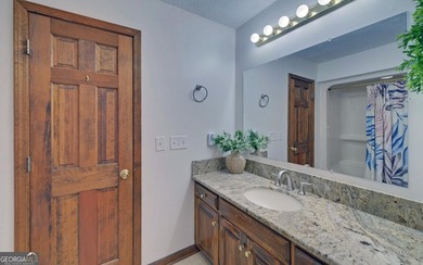Cozy Ranch style home on Lake Hartwell, close to town, DEEP - photo 27