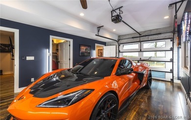 Tucked into a private setting in the heart of town, this - photo 32