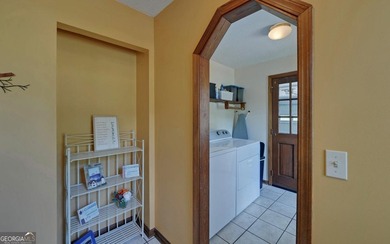 Cozy Ranch style home on Lake Hartwell, close to town, DEEP - photo 34