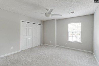 Welcome to this beautifully updated 5-bedroom, 3.5-bath home - photo 40