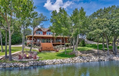 Moss Lake Home For Sale in Gainesville Texas