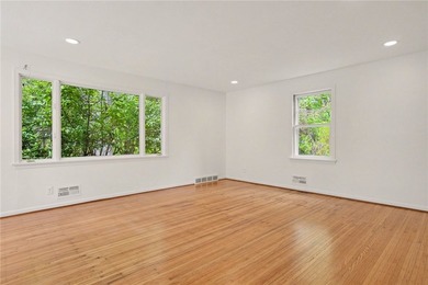 Rare Opportunity! Park-like yard on the cul-de-sac of Frankland - photo 6