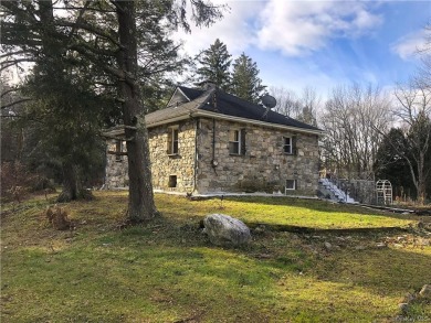 Lake Home Off Market in Putnam Valley, New York