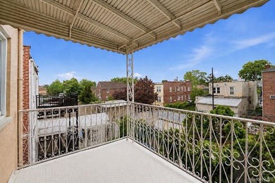 Exceptional vacant 2-family opportunity in the desirable Pelham - photo 21