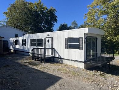 Beaver Lake Home For Sale in Asheville North Carolina