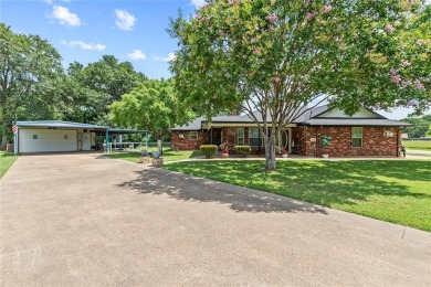 Lake Home For Sale in Gun Barrel City, Texas