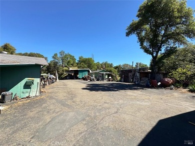 Galloping Vines Estates is a rare opportunity to own a private - photo 21
