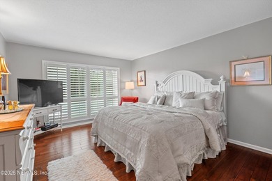 New roof, newer windows! Enjoy resort living in this lovely and - photo 21