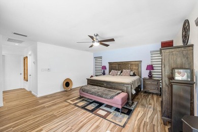 Perfectly situated on a private, tranquil lot, with no traffic - photo 22