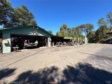 Galloping Vines Estates is a rare opportunity to own a private - photo 24