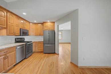 Rare opportunity to own a stunning Mississippi River home on - photo 24