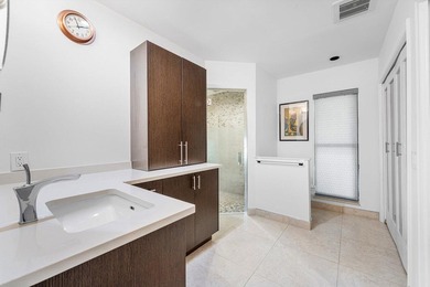 Perfectly situated on a private, tranquil lot, with no traffic - photo 26