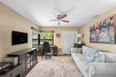 Perfectly situated on a private, tranquil lot, with no traffic - photo 29