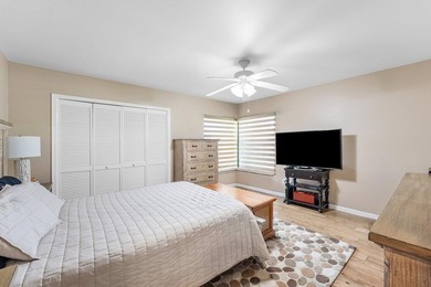 Perfectly situated on a private, tranquil lot, with no traffic - photo 30