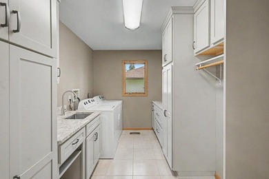 Rare opportunity to own a stunning Mississippi River home on - photo 32