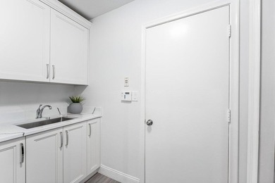 Perfectly situated on a private, tranquil lot, with no traffic - photo 33