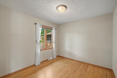 Rare opportunity to own a stunning Mississippi River home on - photo 37