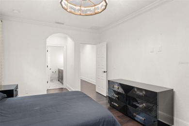 Presenting a magnificent Isleworth golf front estate with - photo 47