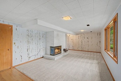 Rare opportunity to own a stunning Mississippi River home on - photo 48