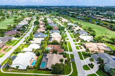 Perfectly situated on a private, tranquil lot, with no traffic - photo 49